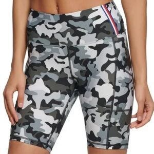 Tommy Hilfiger Sport Womens Camo Bike Shorts Black Mult. Size: Small